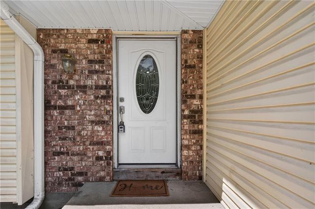 218 Oak Hill Street, Lansing, KS 66043