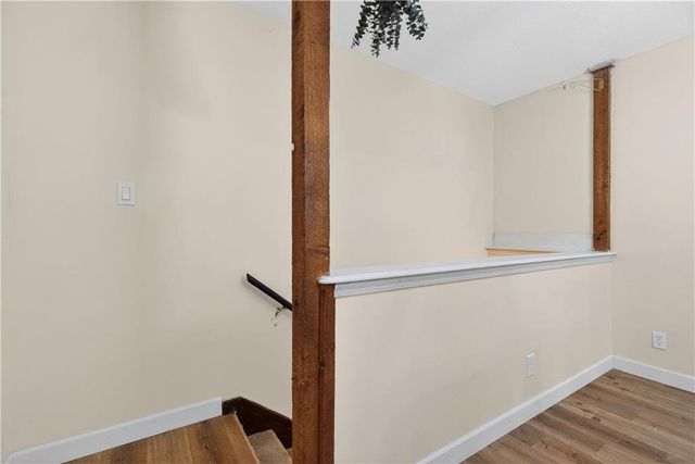 218 Oak Hill Street, Lansing, KS 66043