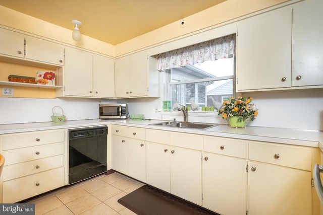 3396 PRUSS HILL RD, Pottstown, PA 19464