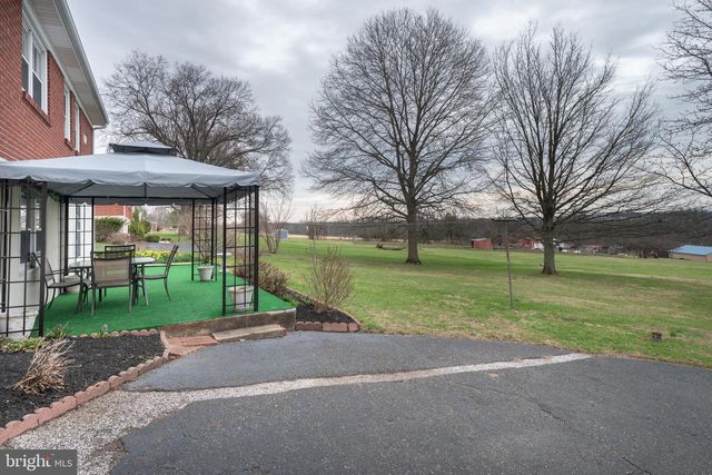 3396 PRUSS HILL RD, Pottstown, PA 19464