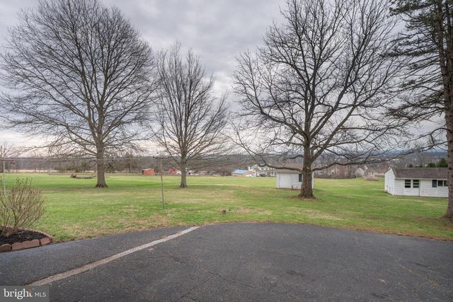 3396 PRUSS HILL RD, Pottstown, PA 19464