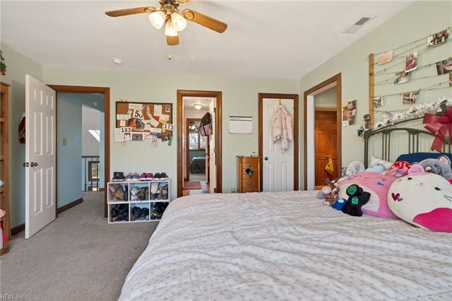 9327 Rivershore DR, Suffolk, VA 23433