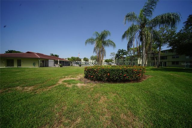 4705 1ST STREET NE 132, St Petersburg, FL 33703