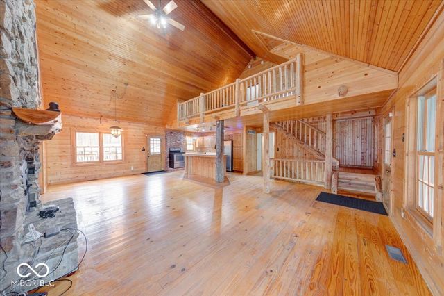 459 W Gold Creek Road, Mooresville, IN 46158