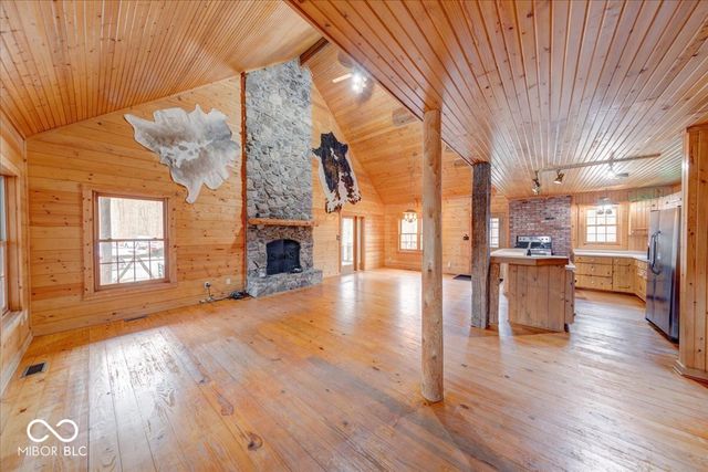 459 W Gold Creek Road, Mooresville, IN 46158