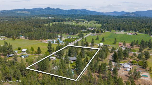 2087 E Glacier RD, Hayden, ID 83835