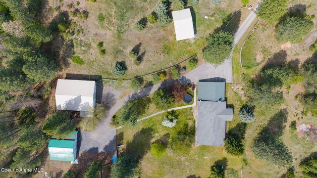 2087 E Glacier RD, Hayden, ID 83835