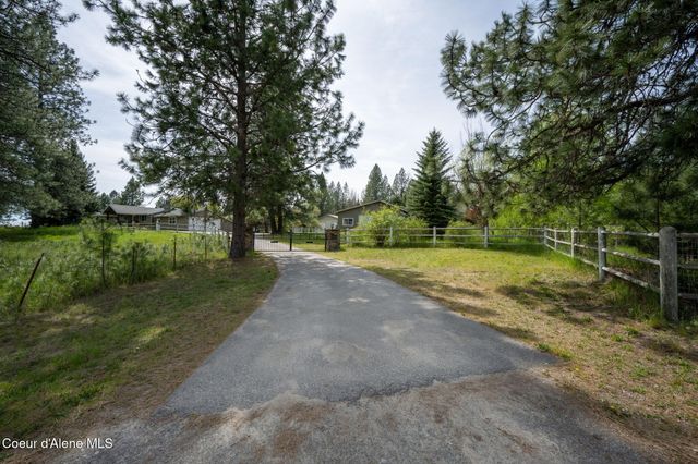 2087 E Glacier RD, Hayden, ID 83835
