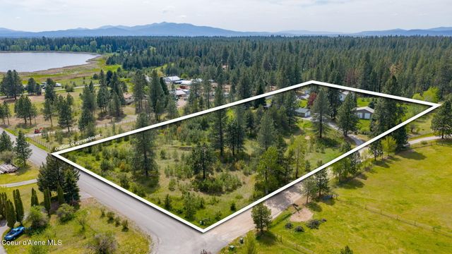 2087 E Glacier RD, Hayden, ID 83835