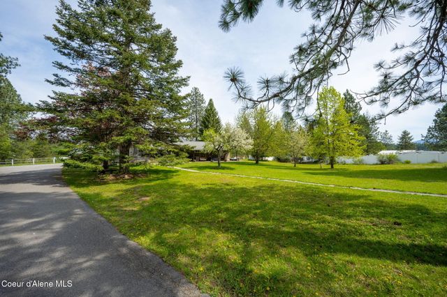 2087 E Glacier RD, Hayden, ID 83835