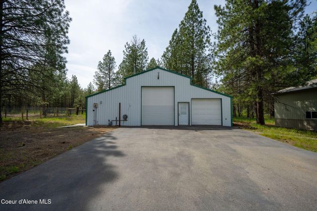 2087 E Glacier RD, Hayden, ID 83835