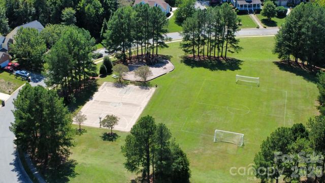 11416 Foggy Bank Lane, Charlotte, NC 28214