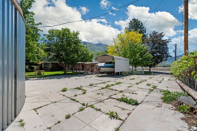415 E MAPLE ST, Mapleton, UT 84664