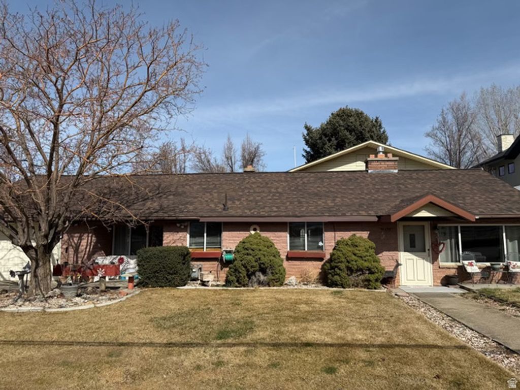 415 E MAPLE ST, Mapleton, UT 84664