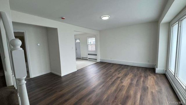 11 State Street, Valley Stream, NY 11580