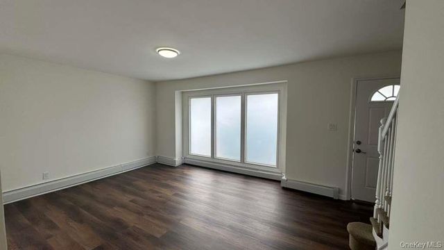 11 State Street, Valley Stream, NY 11580