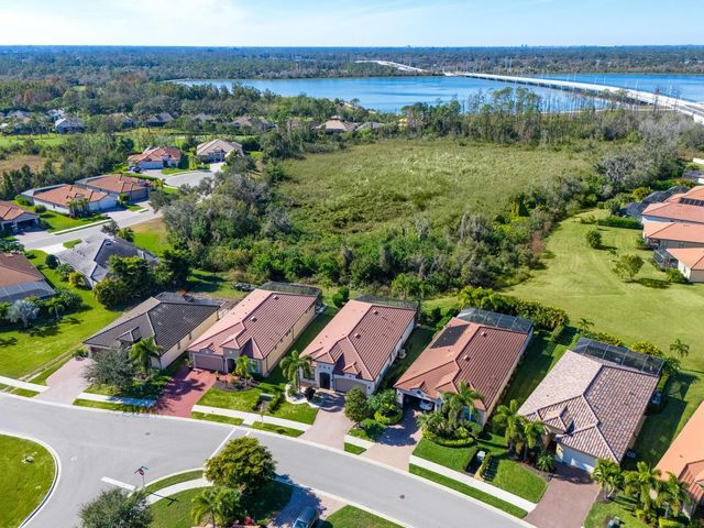 9817 MARBELLA DRIVE, Bradenton, FL 34211