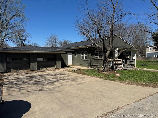 111 Second Street S, Jeffersonville, IN 47130