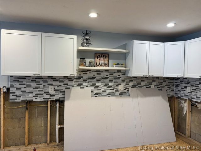 111 Second Street S, Jeffersonville, IN 47130