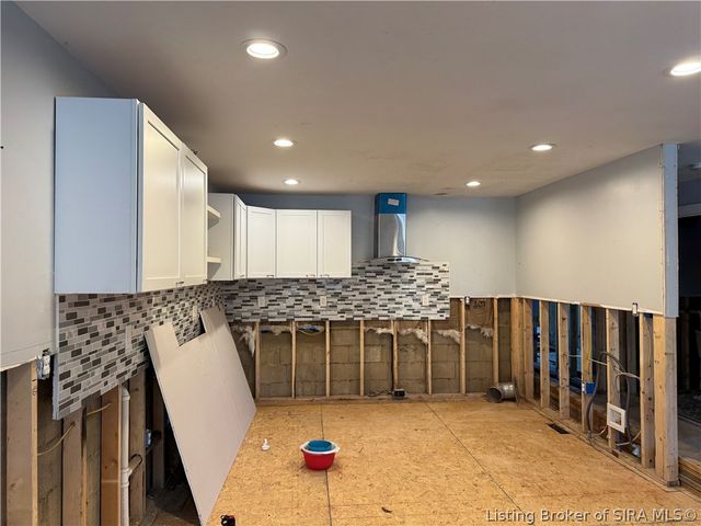 111 Second Street S, Jeffersonville, IN 47130