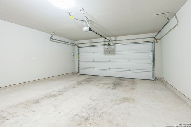 1009 RACELAND RD, San Antonio, TX 78245