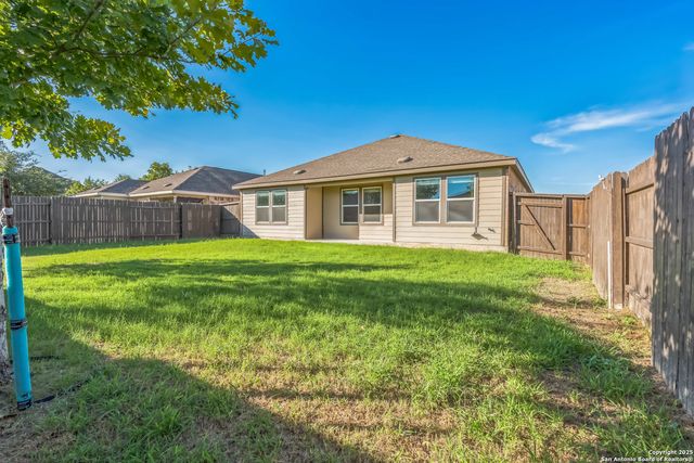 1009 RACELAND RD, San Antonio, TX 78245