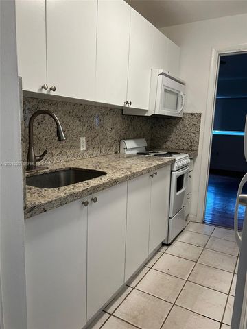 644 NE 82nd Ter 1, Miami, FL 33138