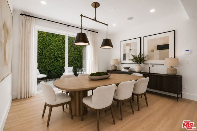11380 Waterford St, Los Angeles, CA 90049