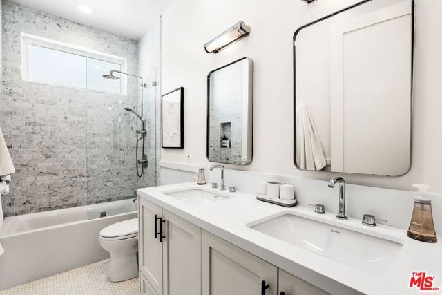 11380 Waterford St, Los Angeles, CA 90049