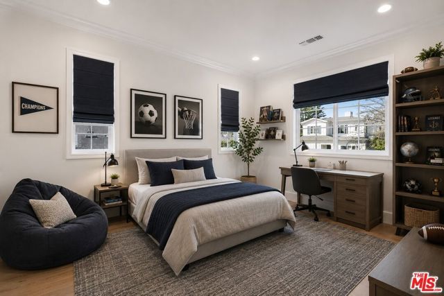 11380 Waterford St, Los Angeles, CA 90049