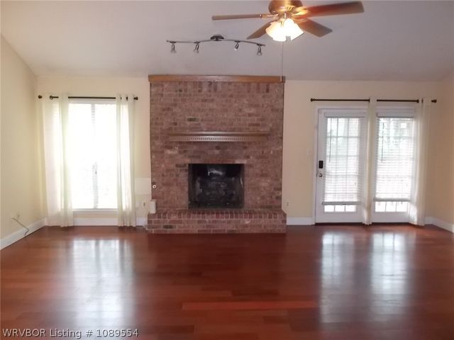 9801 Croxted Road, Fort Smith, AR 72908