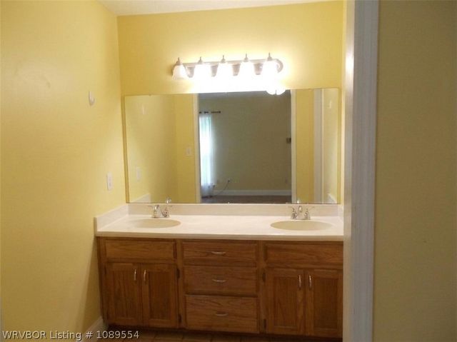 9801 Croxted Road, Fort Smith, AR 72908