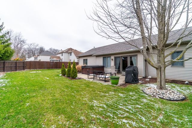 2025 York Ridge Place, Fort Wayne, IN 46818