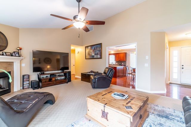 2025 York Ridge Place, Fort Wayne, IN 46818