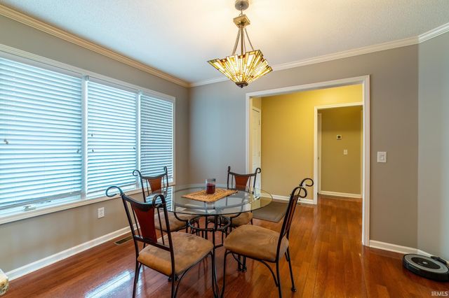 2025 York Ridge Place, Fort Wayne, IN 46818