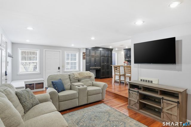 119 Pattonwood Drive, Southington, CT 06489