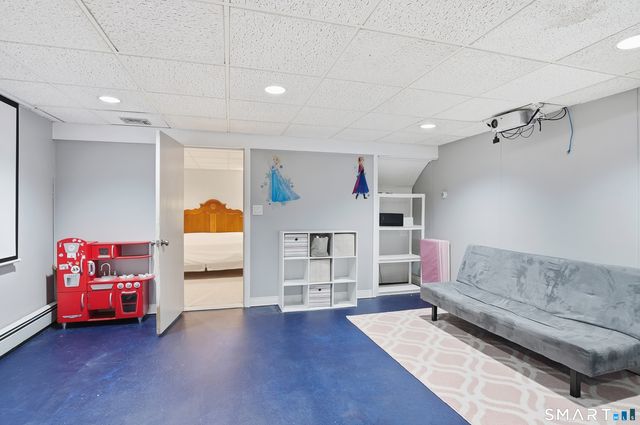 119 Pattonwood Drive, Southington, CT 06489