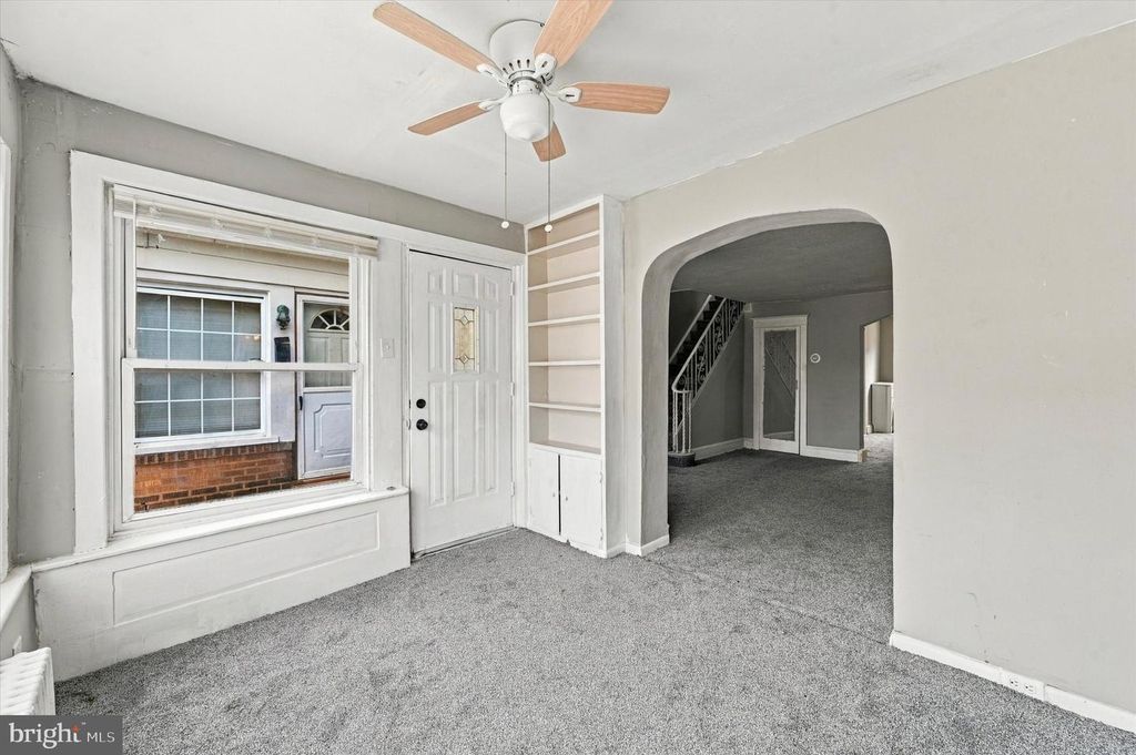 6710 GUYER AVE, Philadelphia, PA 19142 — photo 3