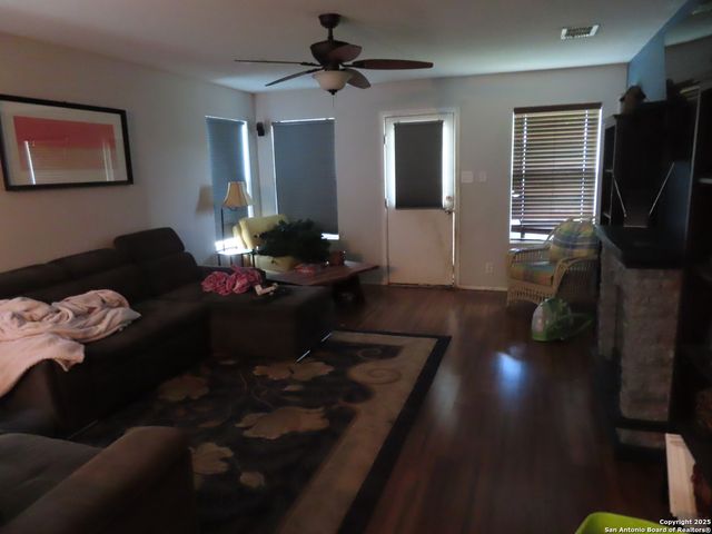 144 Briar St., Cibolo, TX 78108