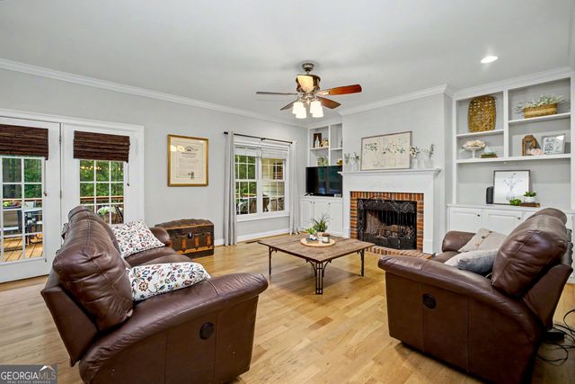 305 South Shore Drive, Newnan, GA 30263
