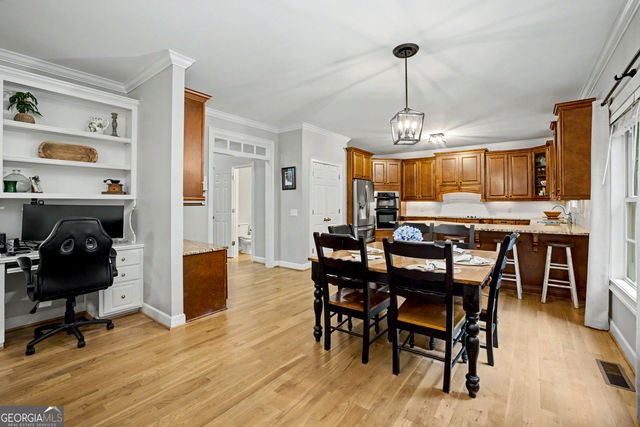 305 South Shore Drive, Newnan, GA 30263