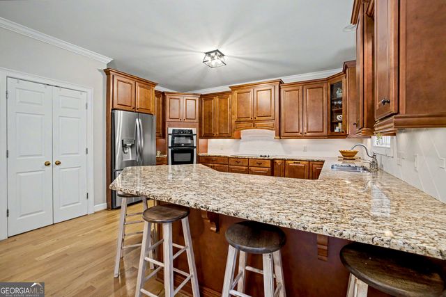 305 South Shore Drive, Newnan, GA 30263