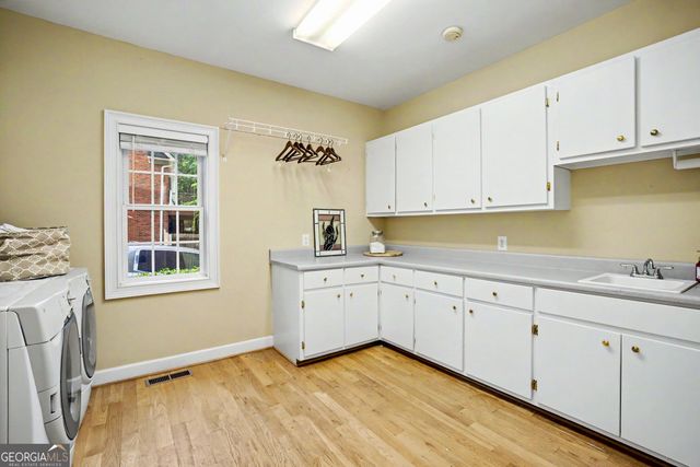 305 South Shore Drive, Newnan, GA 30263