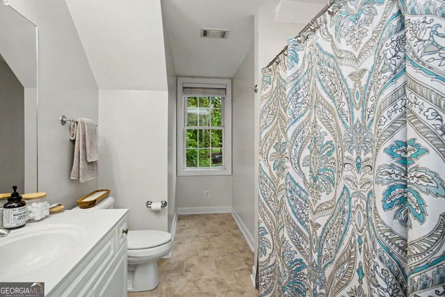 305 South Shore Drive, Newnan, GA 30263