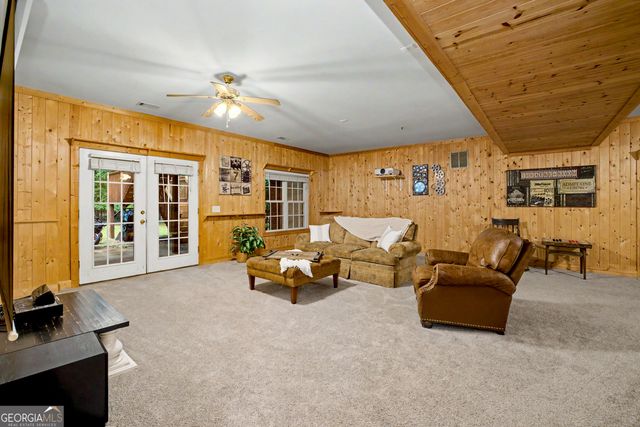 305 South Shore Drive, Newnan, GA 30263