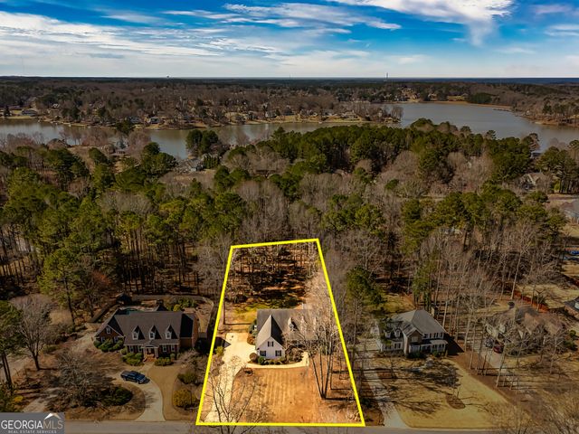 305 South Shore Drive, Newnan, GA 30263