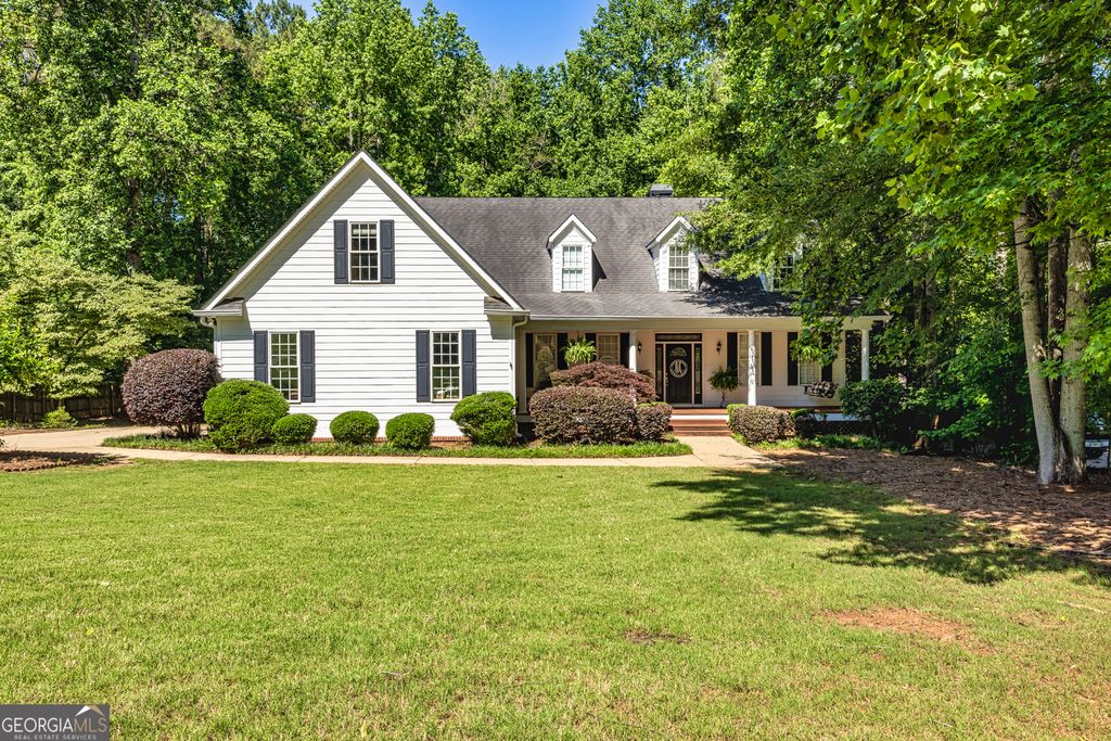 305 South Shore Drive, Newnan, GA 30263