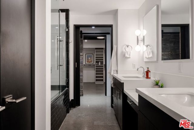 849 S Broadway 603, Los Angeles, CA 90014