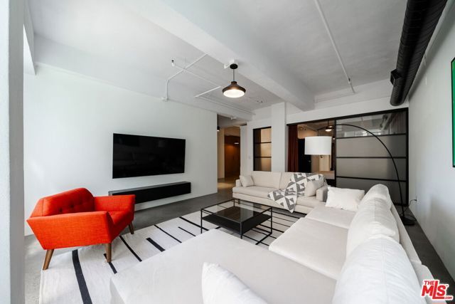 849 S Broadway 603, Los Angeles, CA 90014