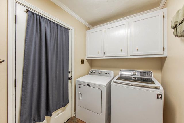 1133 W Camilla Dr, Thibodaux, LA 70301